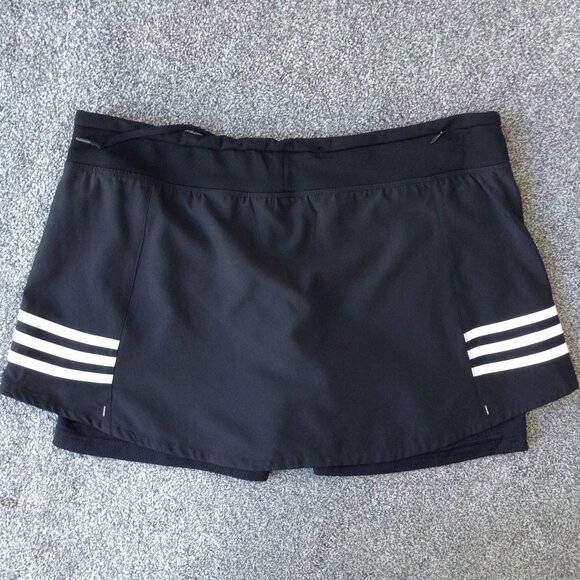 ⭐ADIDAS RSP SKORT in Black, size Large – NWT⭐ - Picture 2 of 5